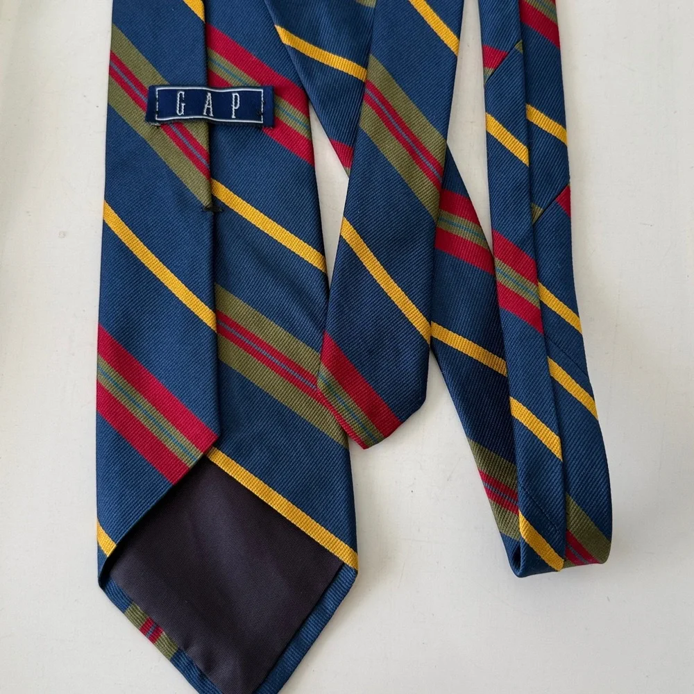 Vintage GAP Silk Navy Blue Striped Men's Tie - Made in USA